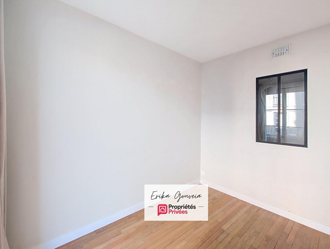 LE HAVRE PERRET 5 PIECES RÉNOVÉ 100m² - VUE HÔTEL DE VILLE - DOUBLE BALCON - STATIONNEMENT 12