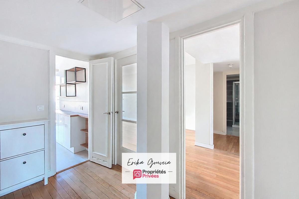 LE HAVRE PERRET 5 PIECES RÉNOVÉ 100m² - VUE HÔTEL DE VILLE - DOUBLE BALCON - STATIONNEMENT 14