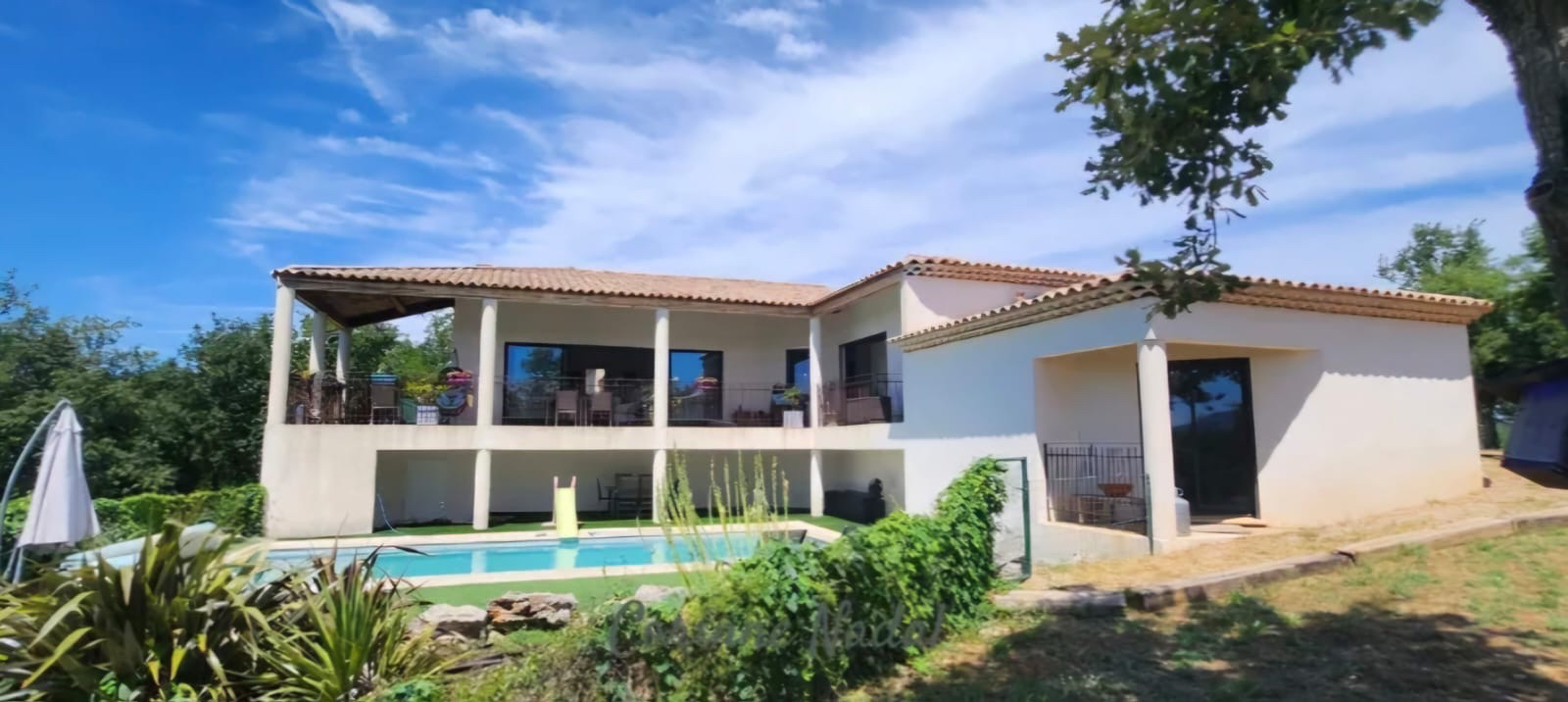 TOURVES Magnifique Propriété sur 8 hectares à Tourves 2