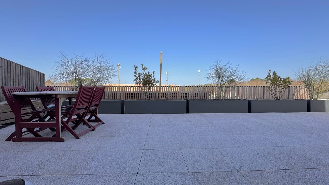 LACANAU Superbe T4 triplex de 93m² + terrasse de 62 m² ! 1