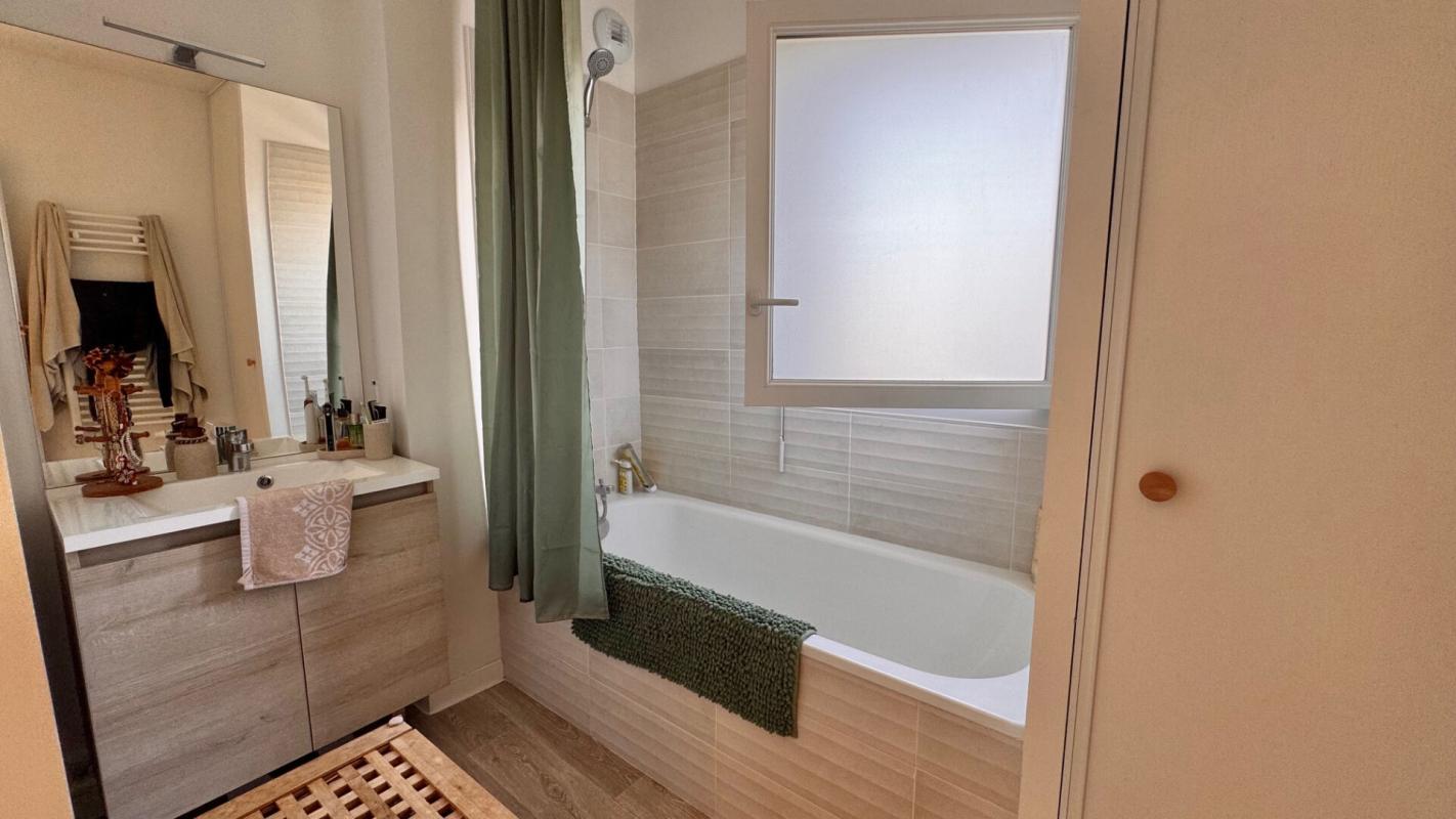 LACANAU Superbe T4 triplex de 93m² + terrasse de 62 m² ! 12