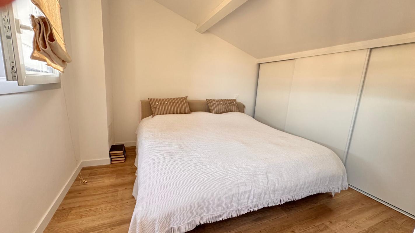 LACANAU Superbe T4 triplex de 93m² + terrasse de 62 m² ! 13