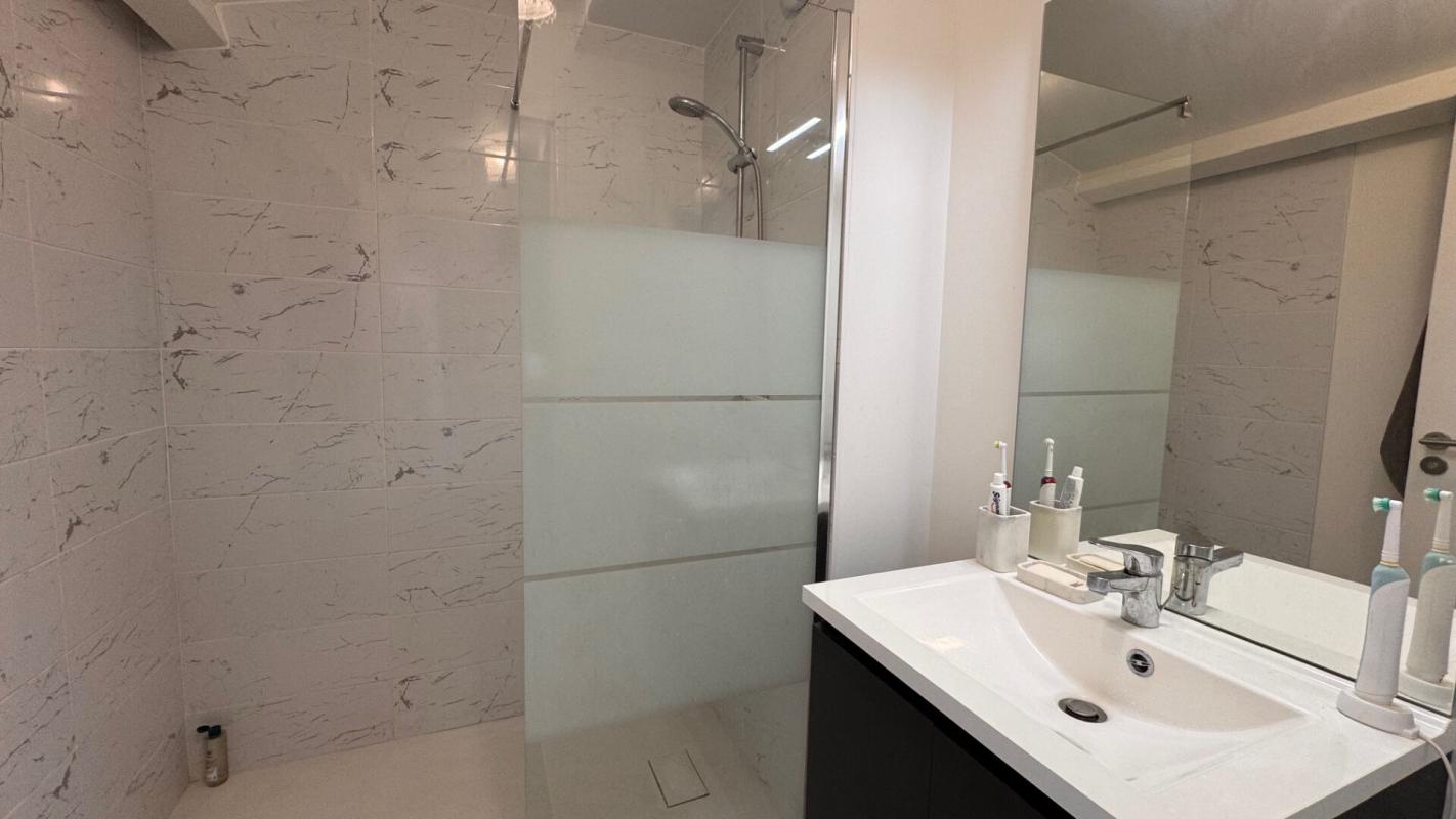 LACANAU Superbe T4 triplex de 93m² + terrasse de 62 m² ! 14