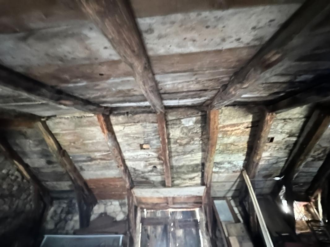 SABLIERES Maison  de village 4 pièces avec combles aménageables 11