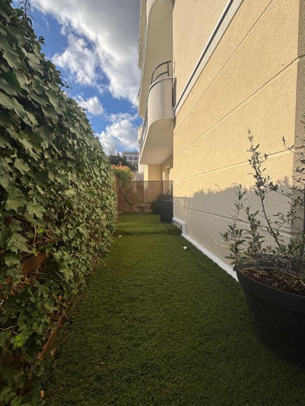 BONDY EXCLUSIVITÉ - APPARTEMENT "COUP DE COEUR" AVEC TERRASSE DE 30 m² 14