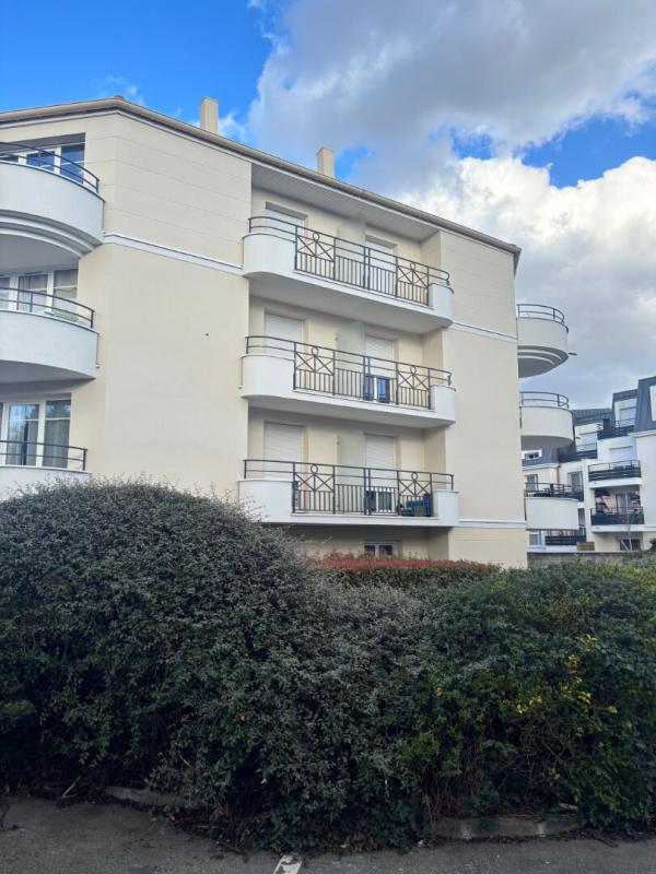 BONDY EXCLUSIVITÉ - APPARTEMENT "COUP DE COEUR" AVEC TERRASSE DE 30 m² 17