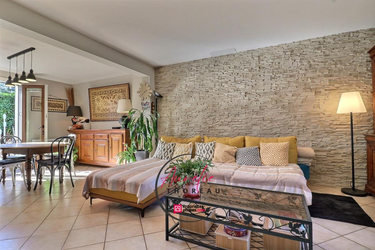 REBRECHIEN Maison sur sous sol, terrain clos, 3 chambres 13