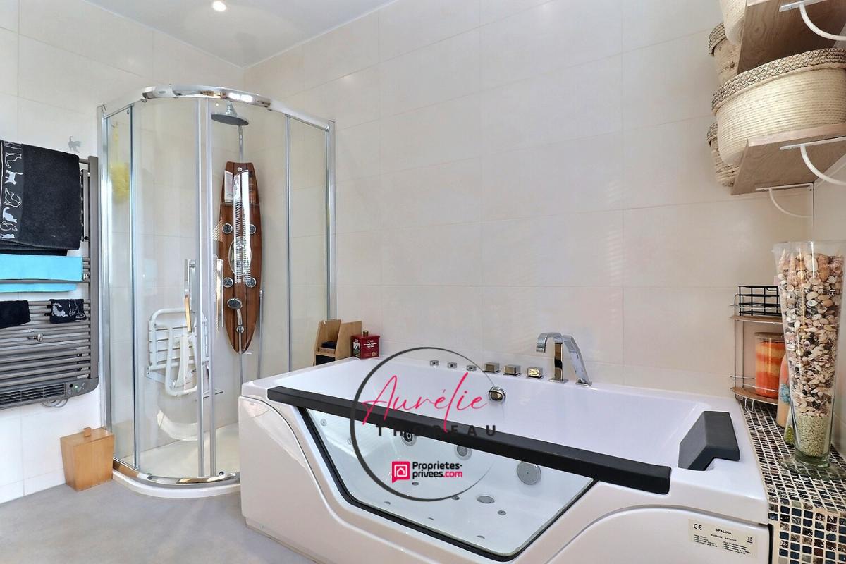 REBRECHIEN Maison sur sous sol, terrain clos, 3 chambres 7