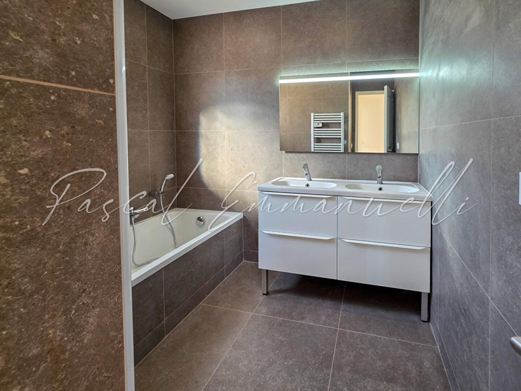 ANTIBES ANTIBES - Maison - Bréguières -Domaine sécurisé - Aperçu mer 9