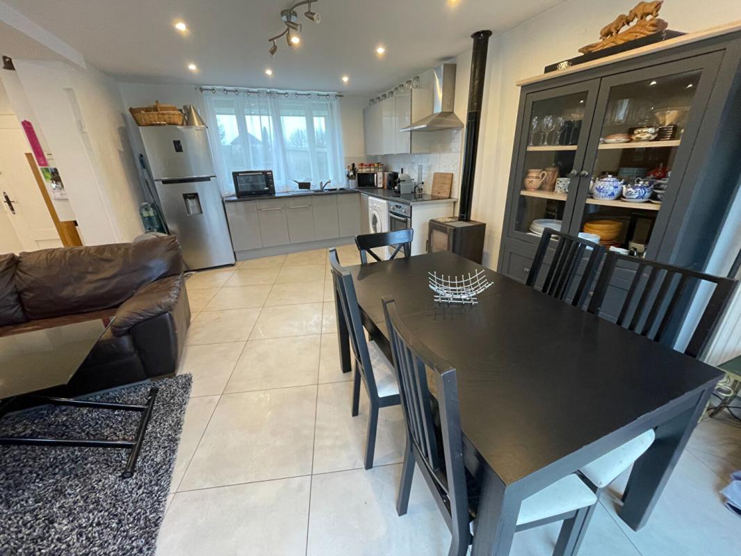 CHAMPSERU 28700 CHAMPSERU 100 m2 terrain 900 m2 10