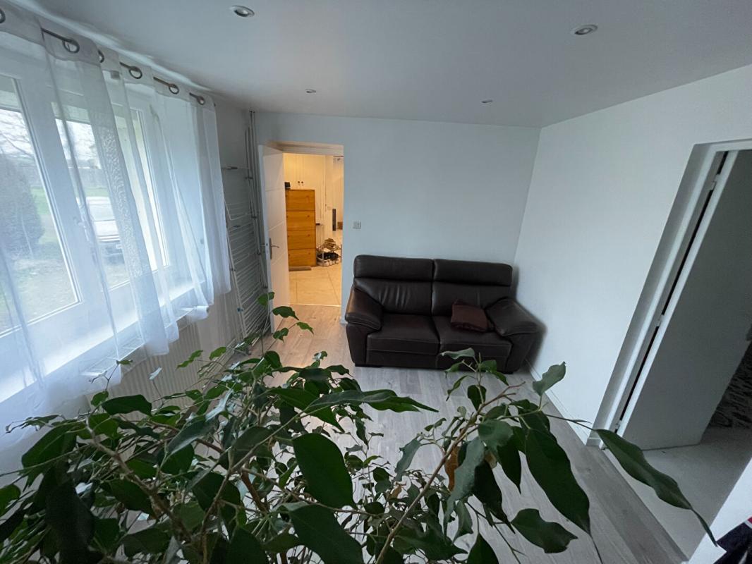 CHAMPSERU 28700 CHAMPSERU 100 m2 terrain 900 m2 12