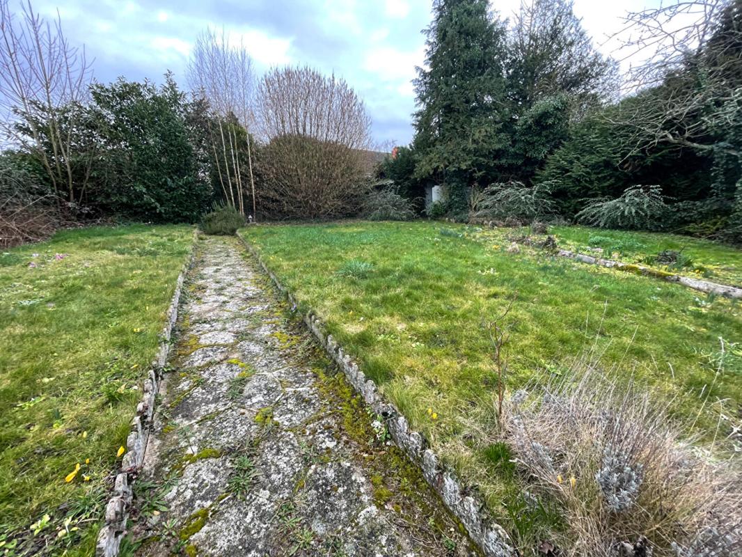 CHAMPSERU 28700 CHAMPSERU 100 m2 terrain 900 m2 15