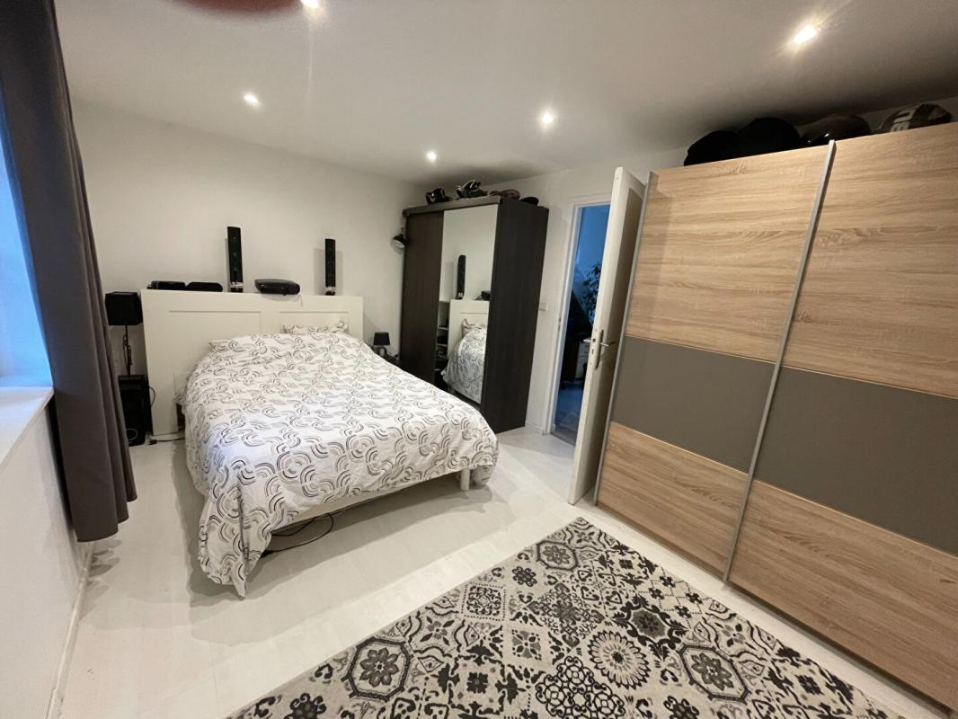 CHAMPSERU 28700 CHAMPSERU 100 m2 terrain 900 m2 5