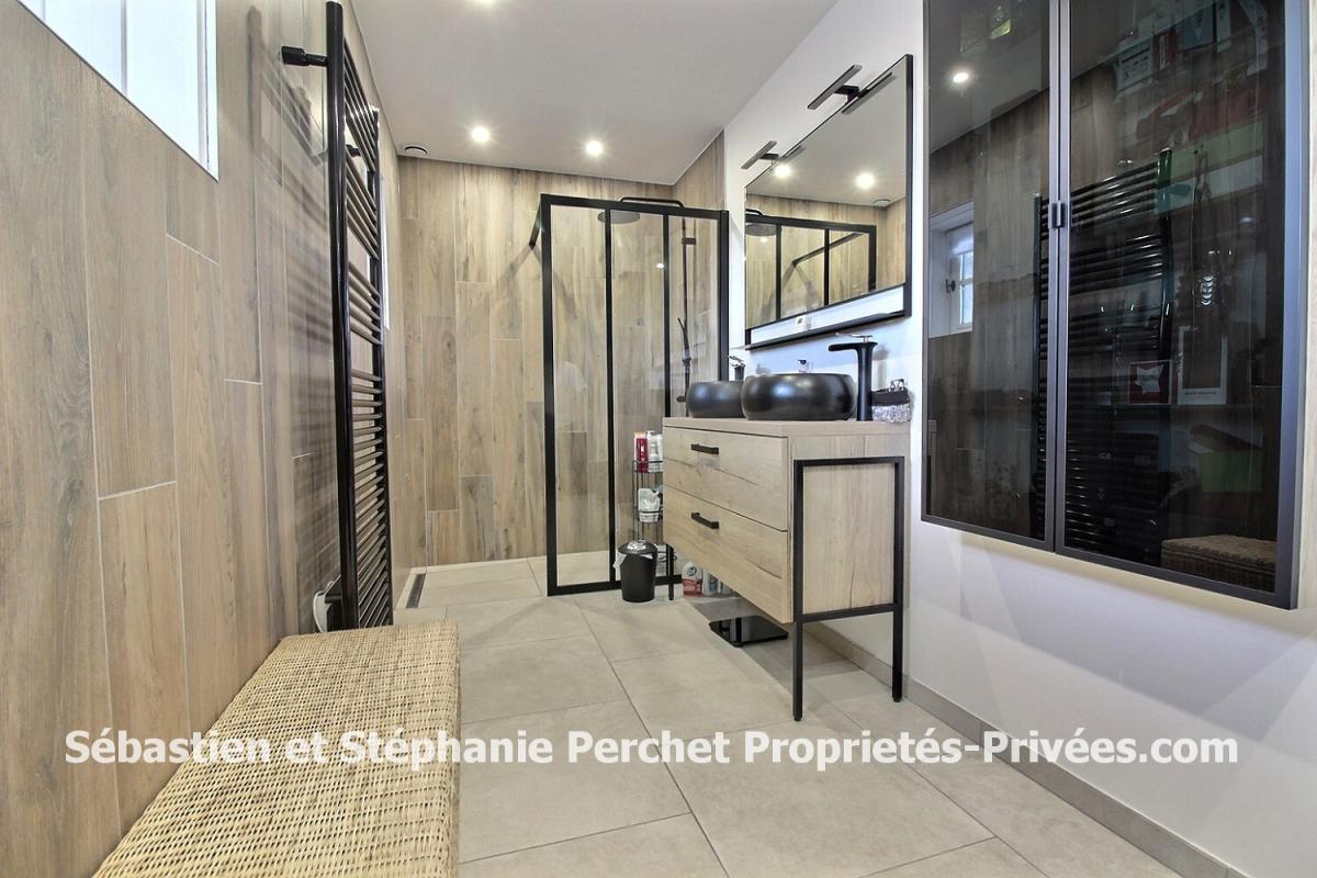 OUZOUER-LE-MARCHE Ancien relais de poste de 236m2 sur un terrain de 1257 m2 11