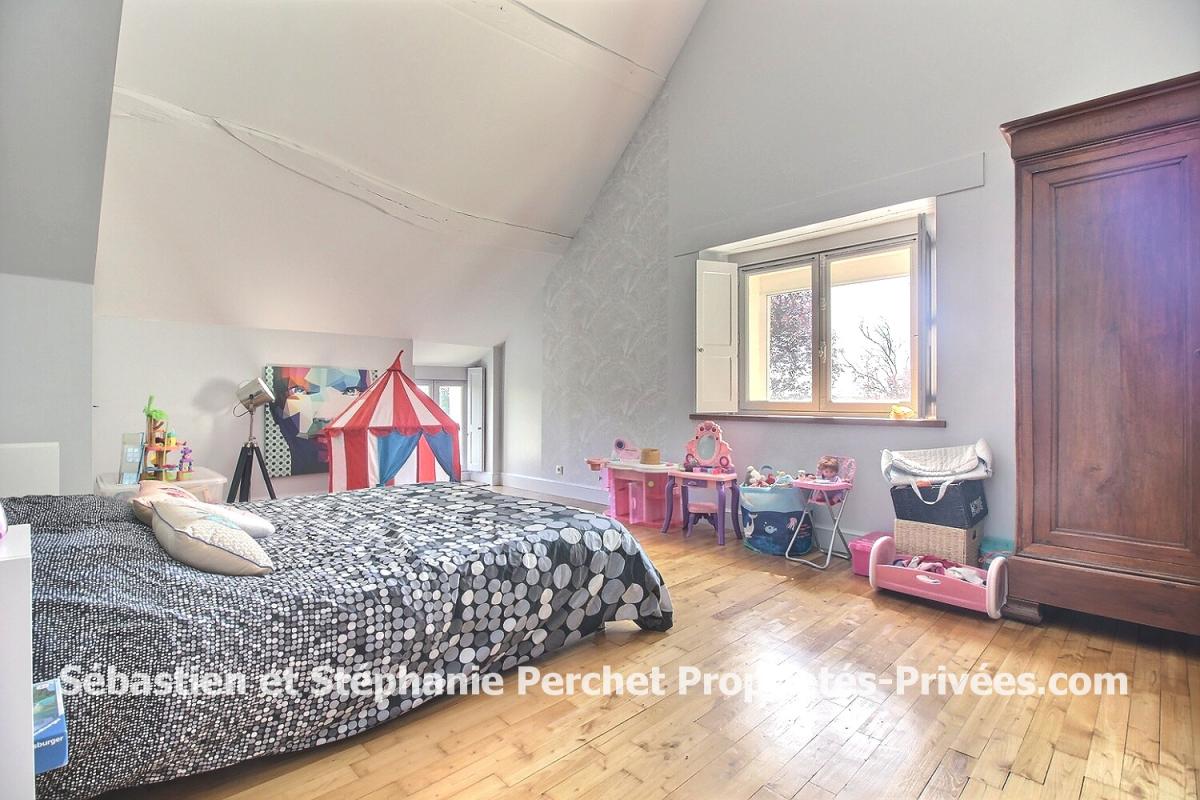 OUZOUER-LE-MARCHE Ancien relais de poste de 236m2 sur un terrain de 1257 m2 12