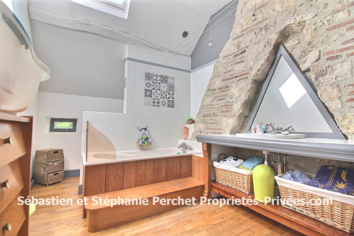 OUZOUER-LE-MARCHE Ancien relais de poste de 236m2 sur un terrain de 1257 m2 14