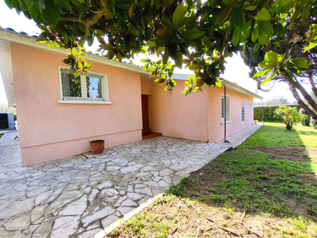 SAUGNAC-ET-CAMBRAN Maison 4 pièce(s) 125 m2 6