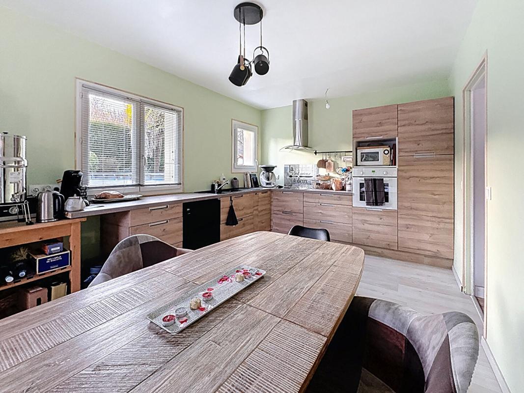 ENCAUSSE-LES-THERMES Maison plain pied au calme 5