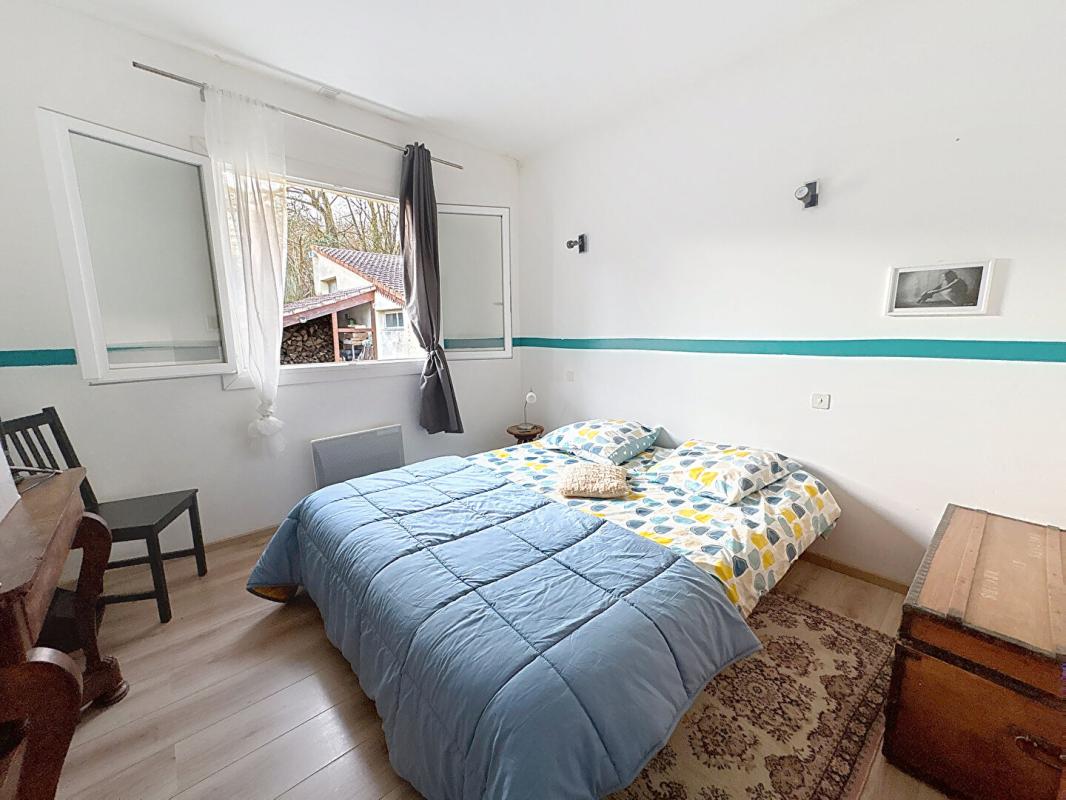 ENCAUSSE-LES-THERMES Maison plain pied au calme 8