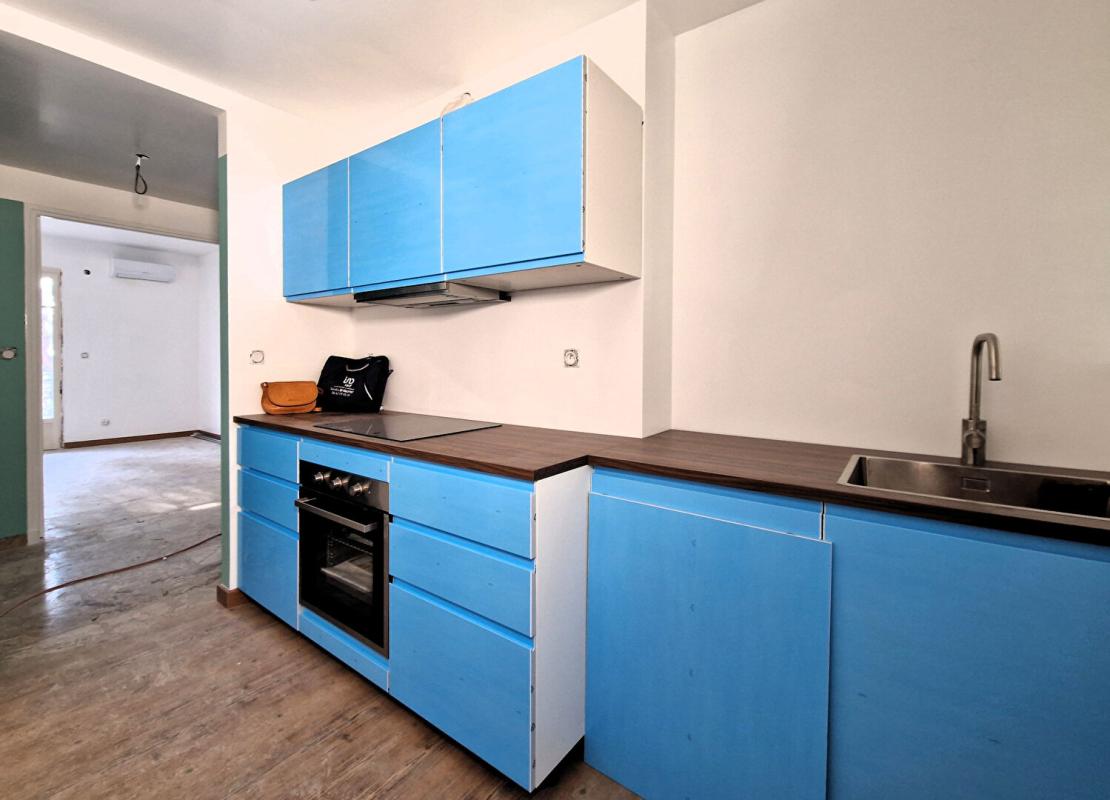 CHATEAURENARD Appartement  3 pièce(s) 82 m2 11