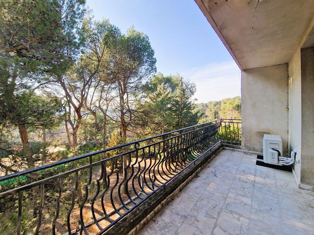 CHATEAURENARD Appartement  3 pièce(s) 82 m2 12