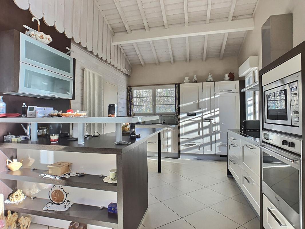 LEOGNAN Vente maison 125m2 LEOGNAN (33850) 3