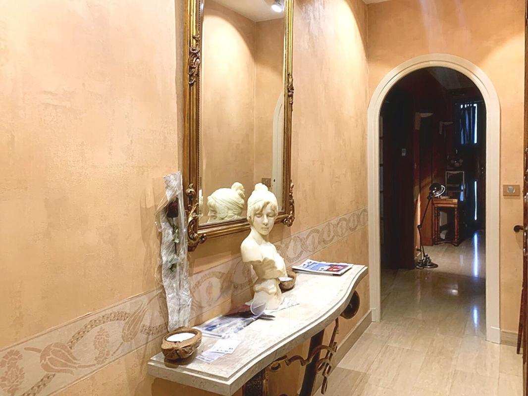 RIORGES En Exclusivité Maison située à Riorges 7 pièces 187 m2, terrain 4500 m2 14