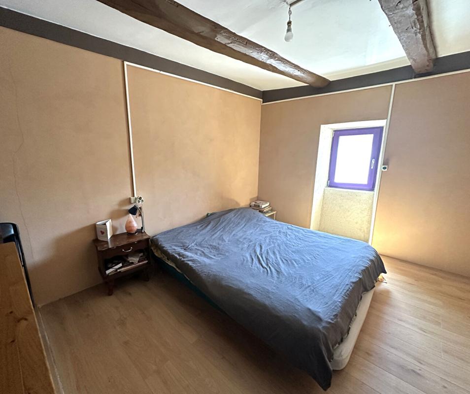 SABLIERES Authentique maison de hameau avec dépendances et vue dégagée 10