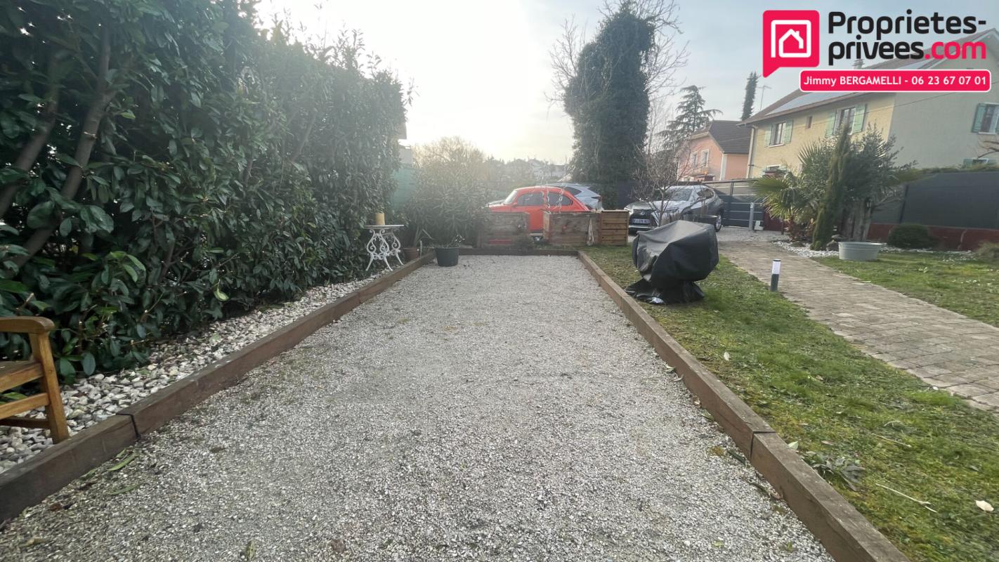 AMBILLY Maison familiale avec revenu locatif,  Idéale frontaliers,  À 10 min de la Suisse 7