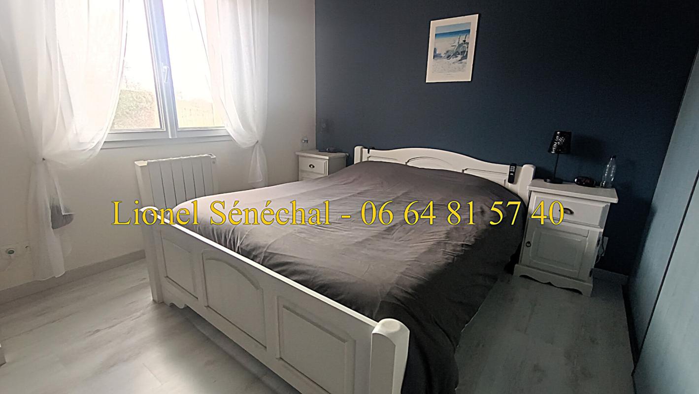 SAINT-DENIS-D'ORQUES Maison entièrement de plain - pied très lumineuse et peu énergivore de 6 pièces de 110 m2 sur une parcelle de plus de 6 000 m2(possibilité de vendre 2 parcelles constructibles) 10