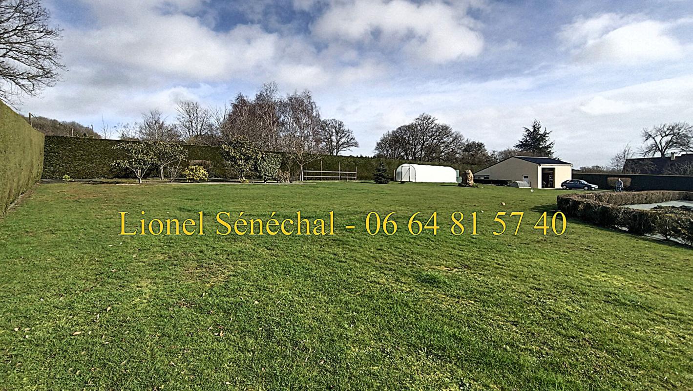 SAINT-DENIS-D'ORQUES Maison entièrement de plain - pied très lumineuse et peu énergivore de 6 pièces de 110 m2 sur une parcelle de plus de 6 000 m2(possibilité de vendre 2 parcelles constructibles) 16