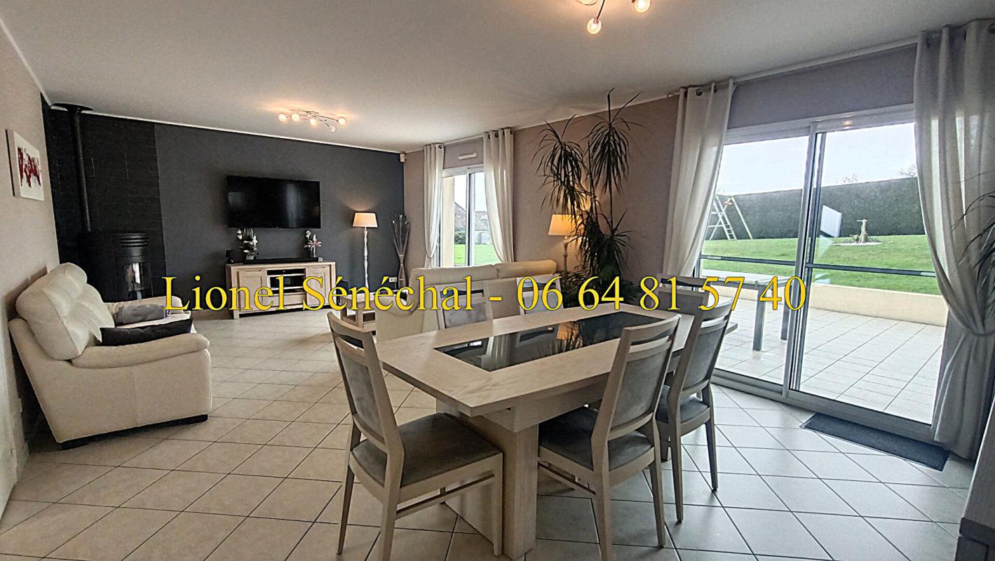 SAINT-DENIS-D'ORQUES Maison entièrement de plain - pied très lumineuse et peu énergivore de 6 pièces de 110 m2 sur une parcelle de plus de 6 000 m2(possibilité de vendre 2 parcelles constructibles) 5