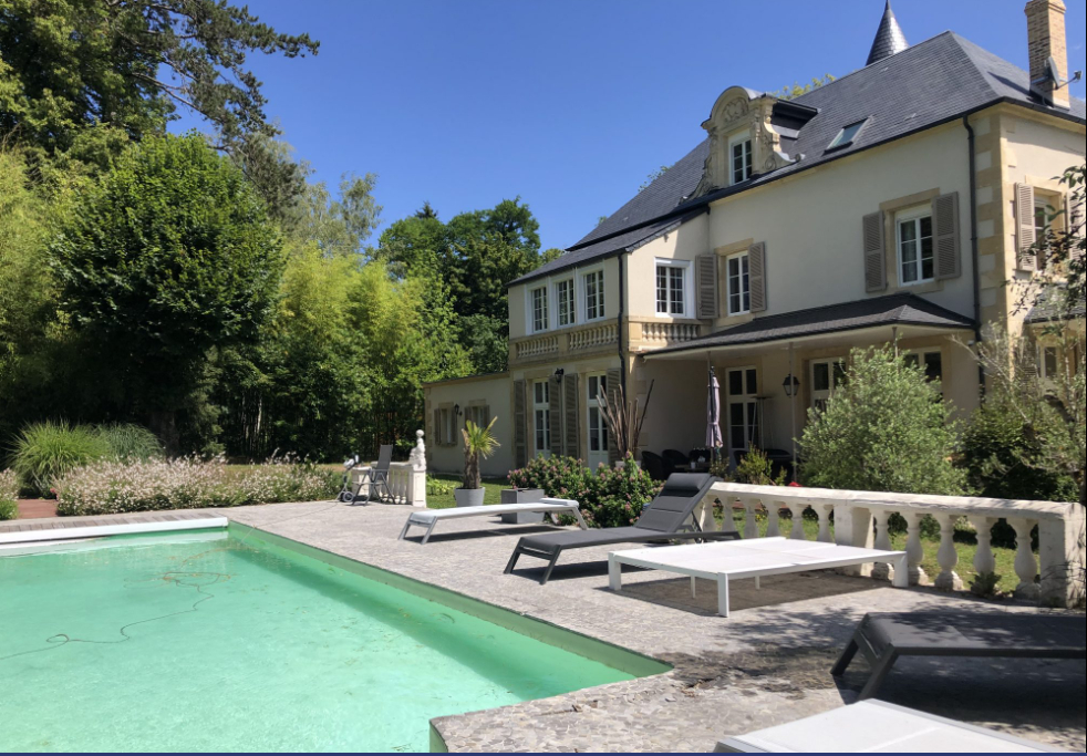 SICHAMPS Manoir d'Exception à Sichamps - Charme, Élégance et Parc Arboré de 28 295 m² 13