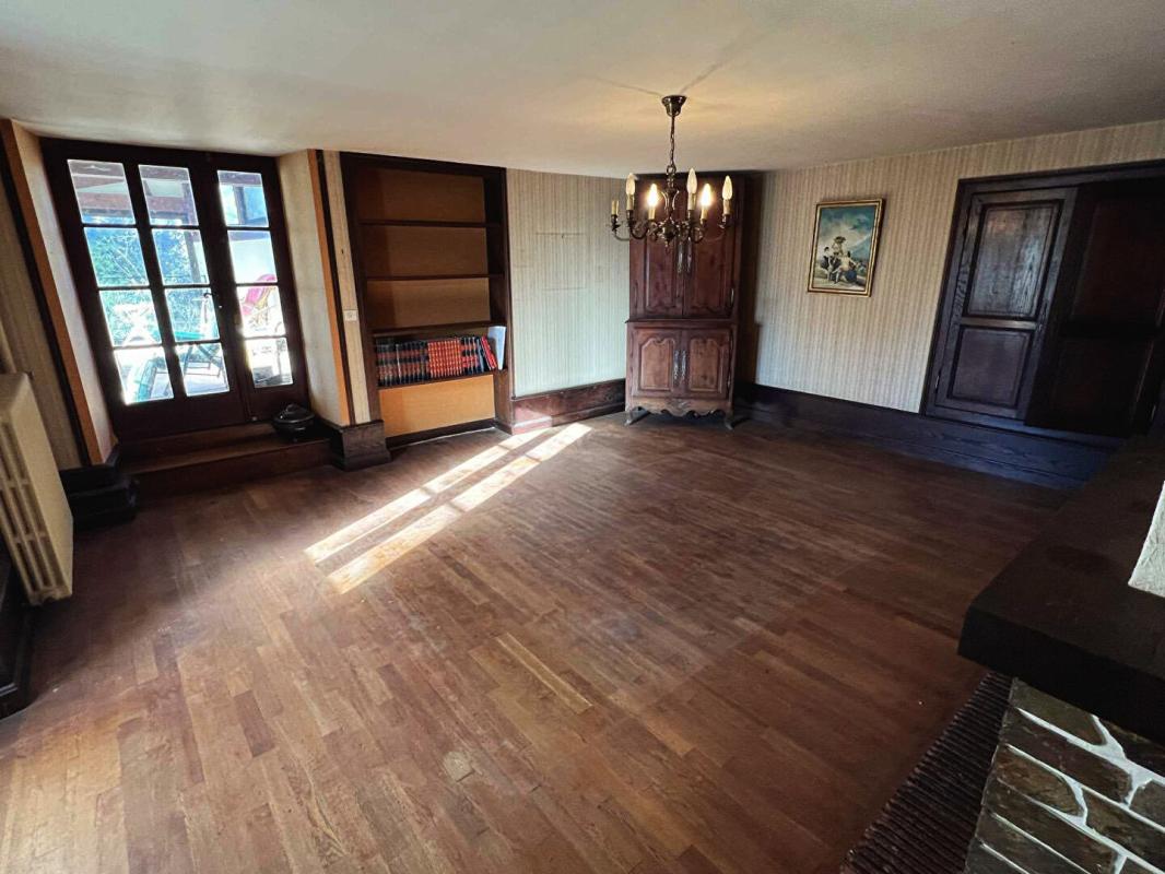 SAINT-SULPICE-D'EXCIDEUIL Maison St Sulpice D Excideuil 11 pièce(s) 190 m2 5