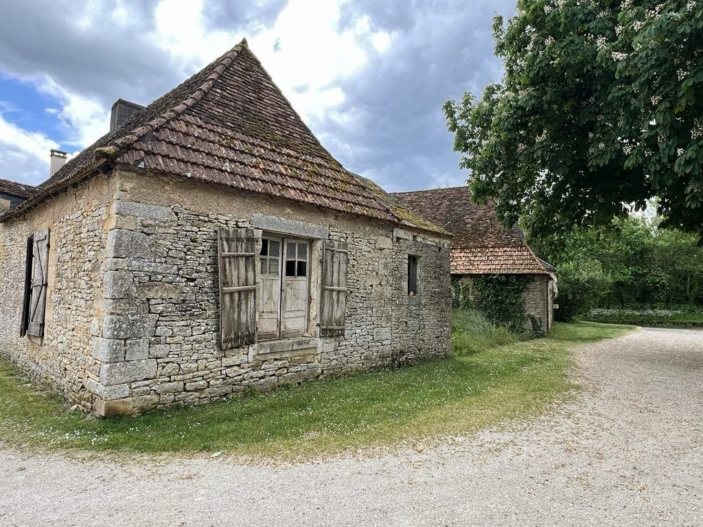 CHOURGNAC Maison avec grange à Chourgnac 4 pièce(s) 85 m2 7