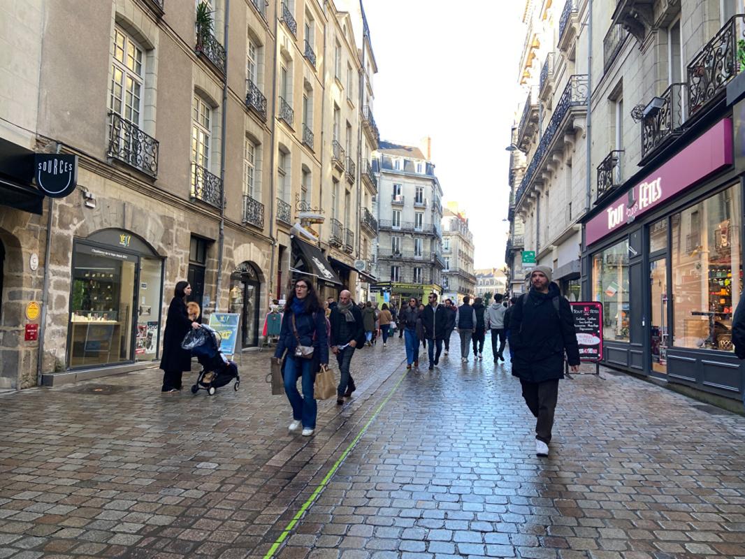 NANTES 44000 NANTES - BAIL A CEDER , LOCAL COMMERCIAL 80 m², CENTRE VILLE 5