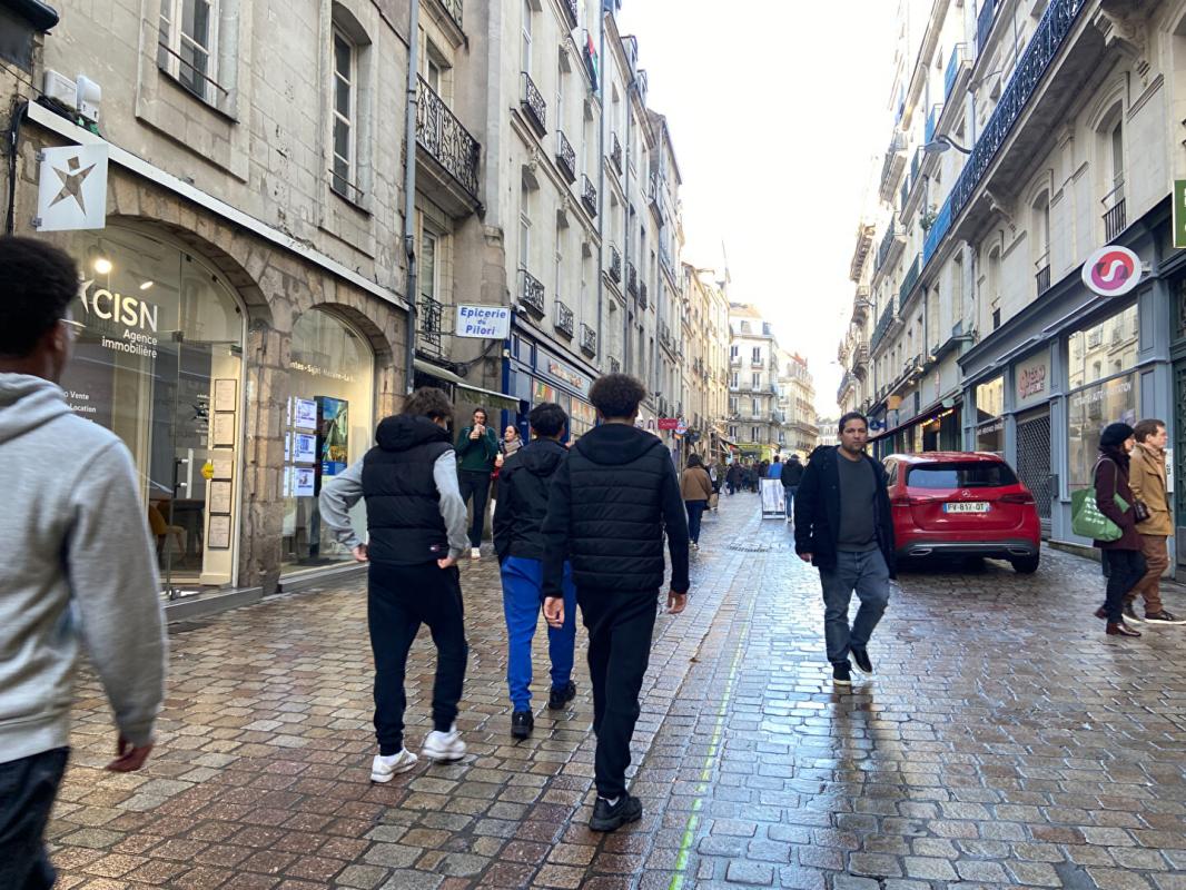 NANTES 44000 NANTES - BAIL A CEDER , LOCAL COMMERCIAL 80 m², CENTRE VILLE 7