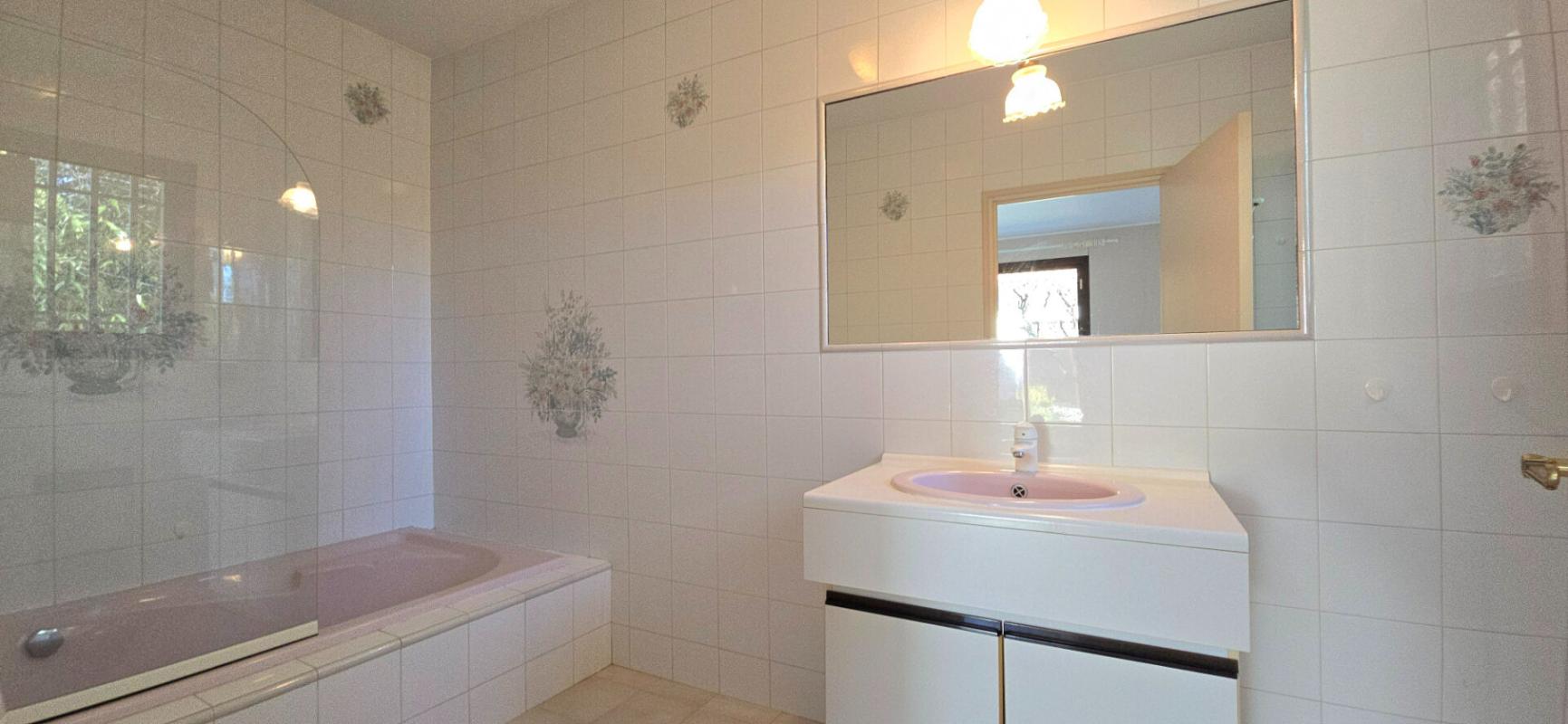 TRELISSAC Maison Trelissac 5 pièce(s) 153 m2 16