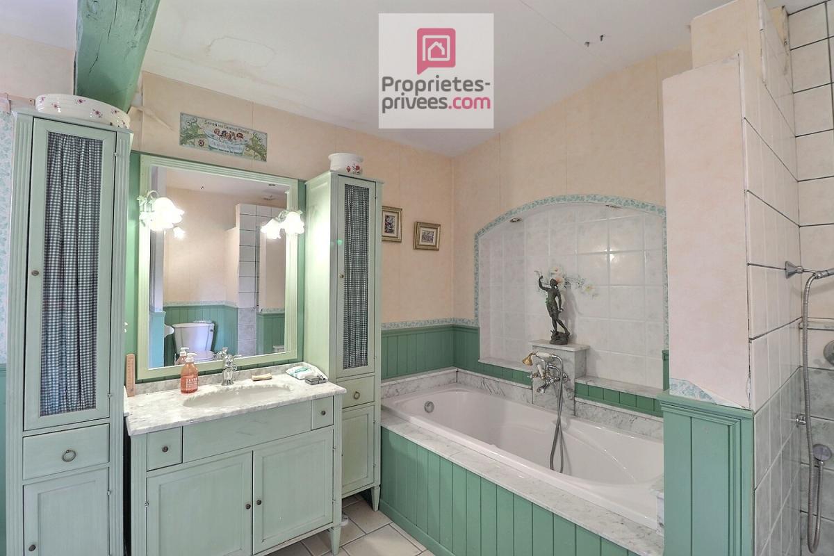 BERNAY-SAINT-MARTIN Jolie maison de maitre 19 pièces 433 m2 habitables - 1 gîte - nombreuses possibilités 11