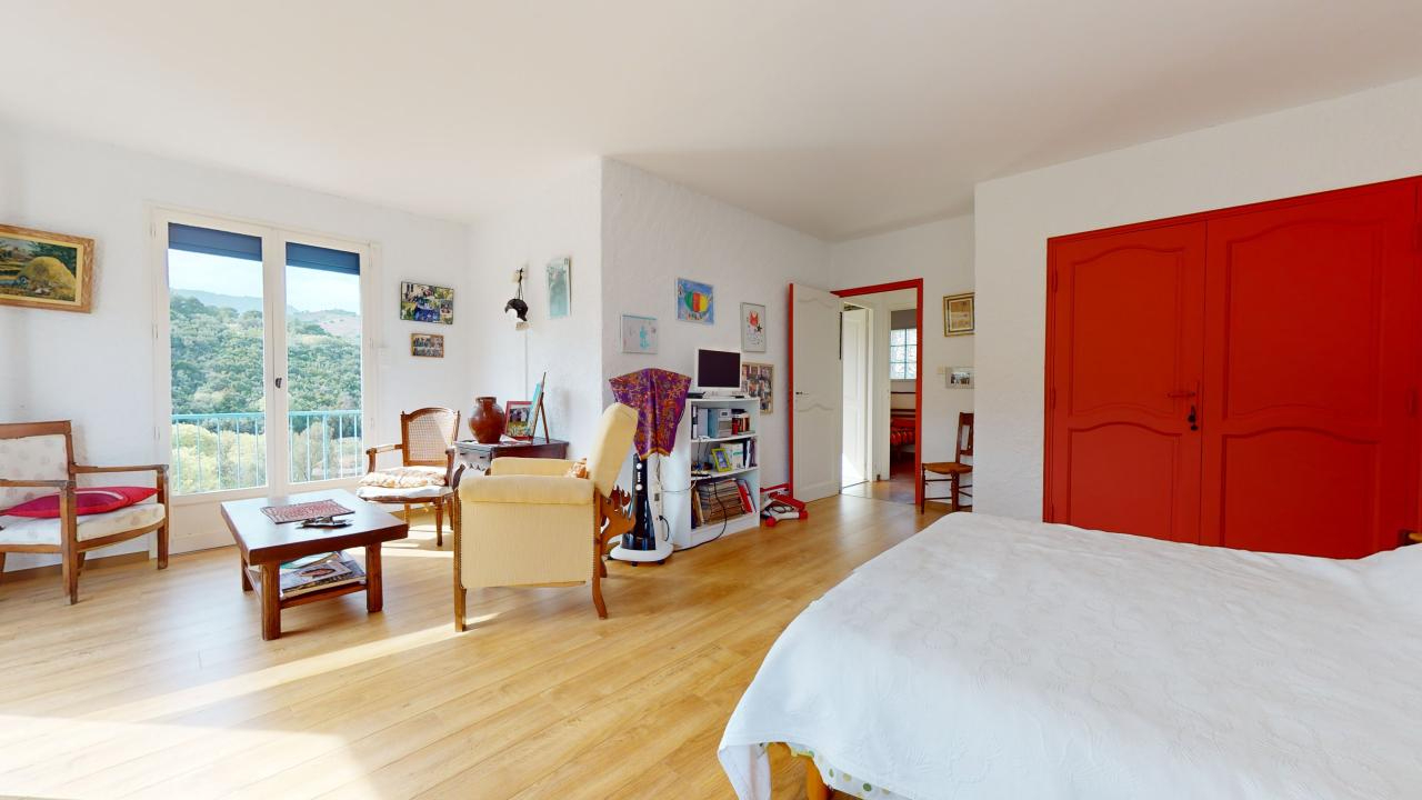 BANYULS-SUR-MER Maison 3 faces avec vue dégagée, jardin, garage 5