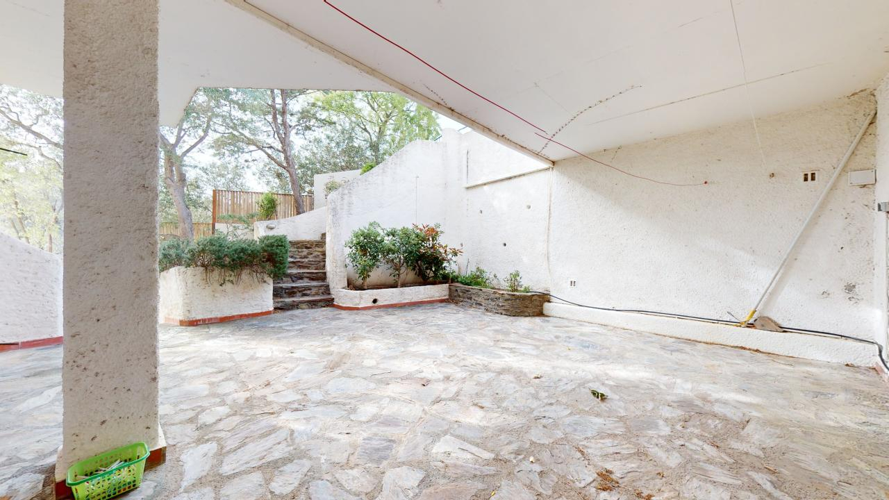 BANYULS-SUR-MER Maison 3 faces avec vue dégagée, jardin, garage 9