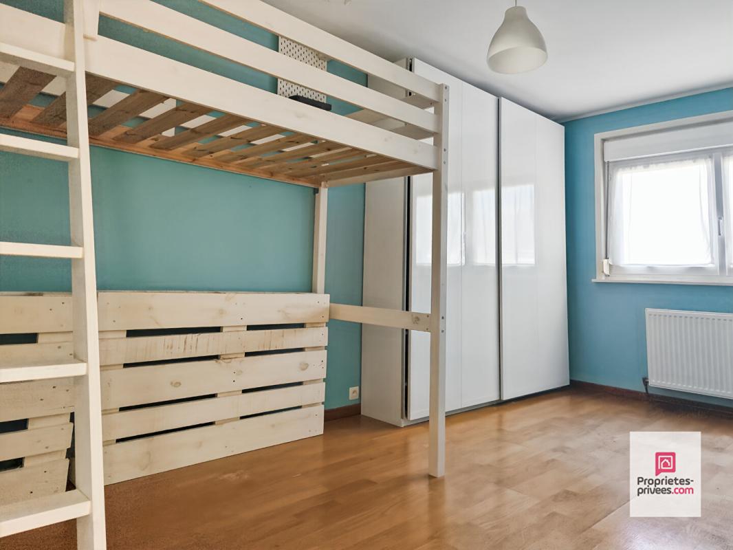 WATTRELOS WATTRELOS- Secteur Parc du Lion- Maison bel étage avec 3 chambres, garage et extérieur 5