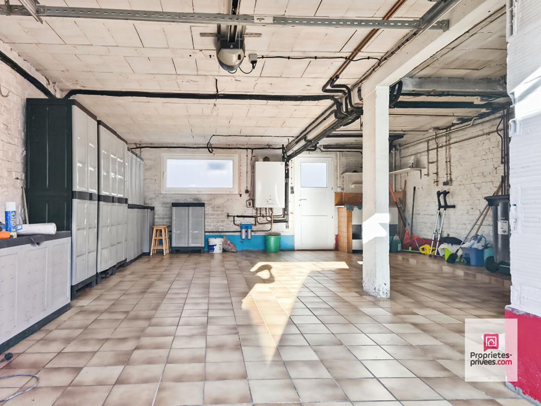 WATTRELOS WATTRELOS- Secteur Parc du Lion- Maison bel étage avec 3 chambres, garage et extérieur 6