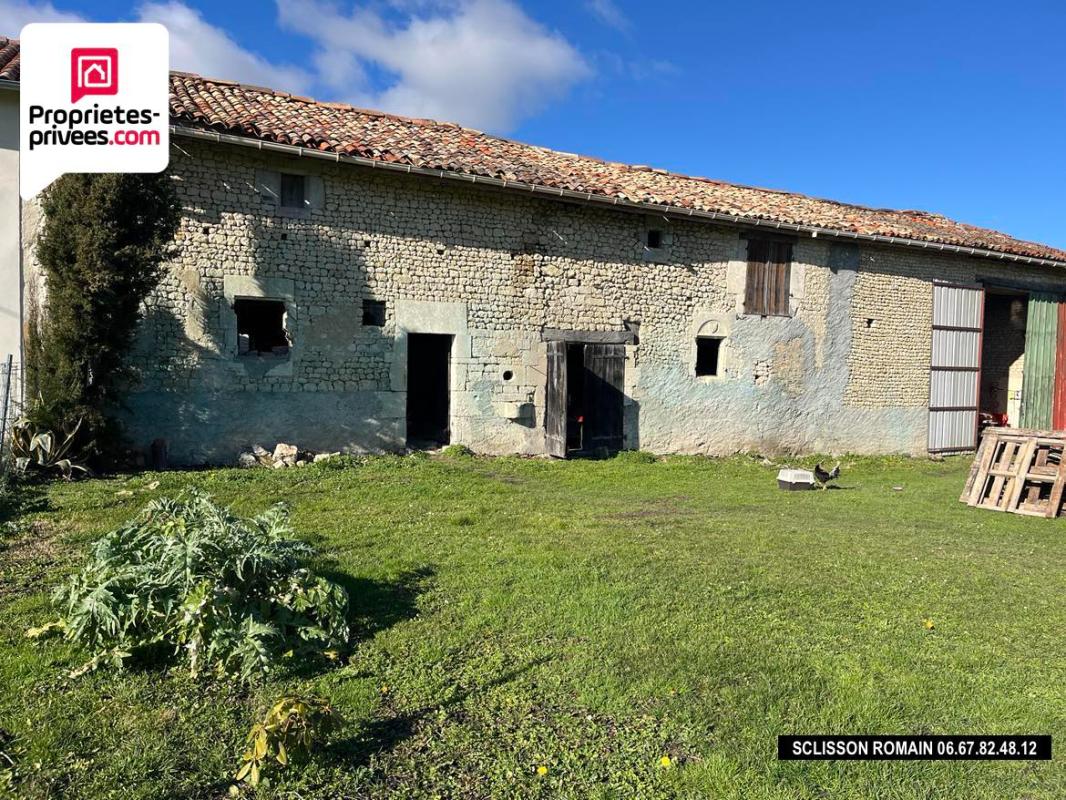 MORTIERS Grange Mortiers - 140 m2 - terrain clos - PRIX 64 990 FAI 1