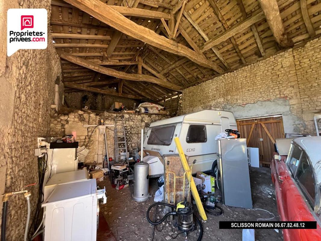 MORTIERS Grange Mortiers - 140 m2 - terrain clos - PRIX 64 990 FAI 3