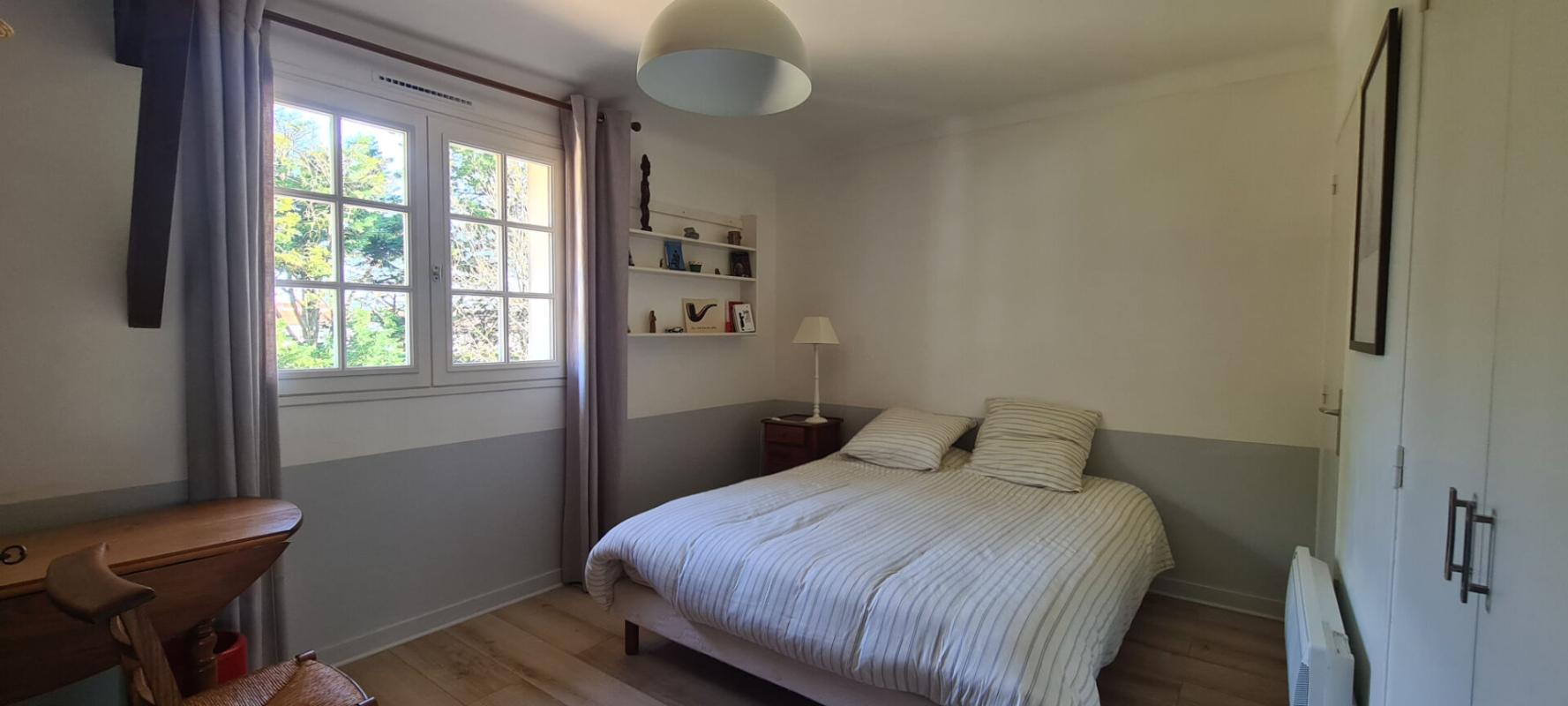 GETIGNE Maison Gétigné 11 P . 6 Chs . Bureaux . 274.92 M² . T 6832 M² . Garage . Cave . Salle de jeux . Bucher 12