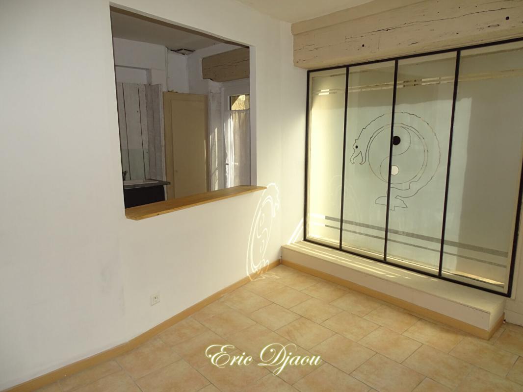 THENON Maison de village Thenon 3 pièce(s) 79 m2 11