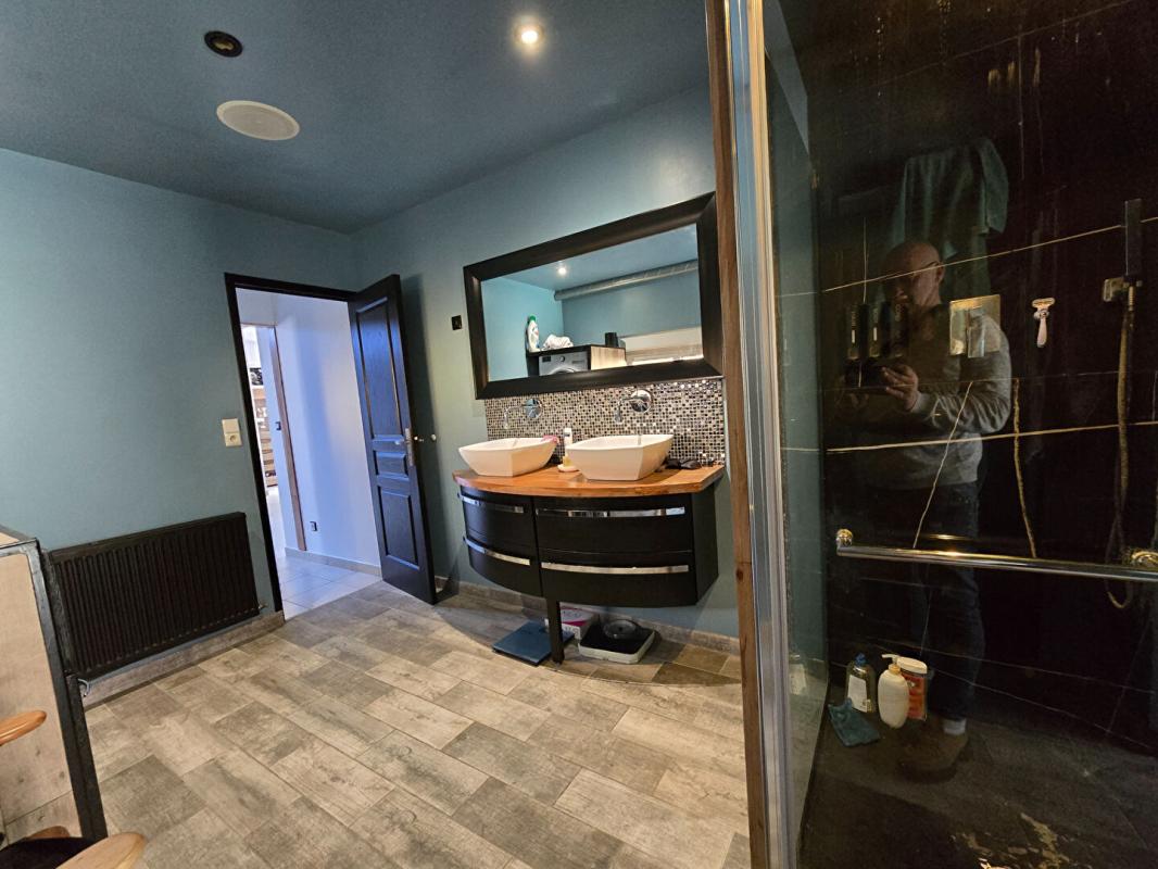 WATTRELOS Maison Wattrelos 199 m2, 5 chambres, stationnements et jardin 6