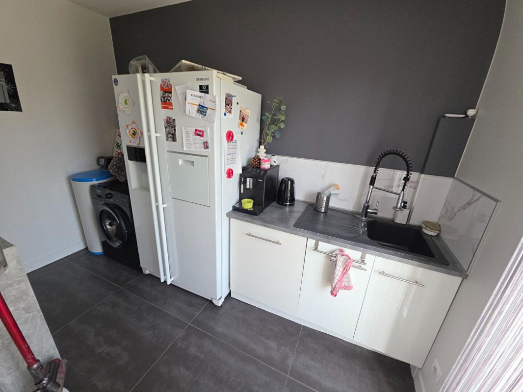 GEYSSANS Maison comptemporaine 6 pièces 185 m2 18