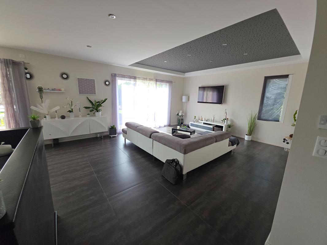 GEYSSANS Maison comptemporaine 6 pièces 185 m2 8